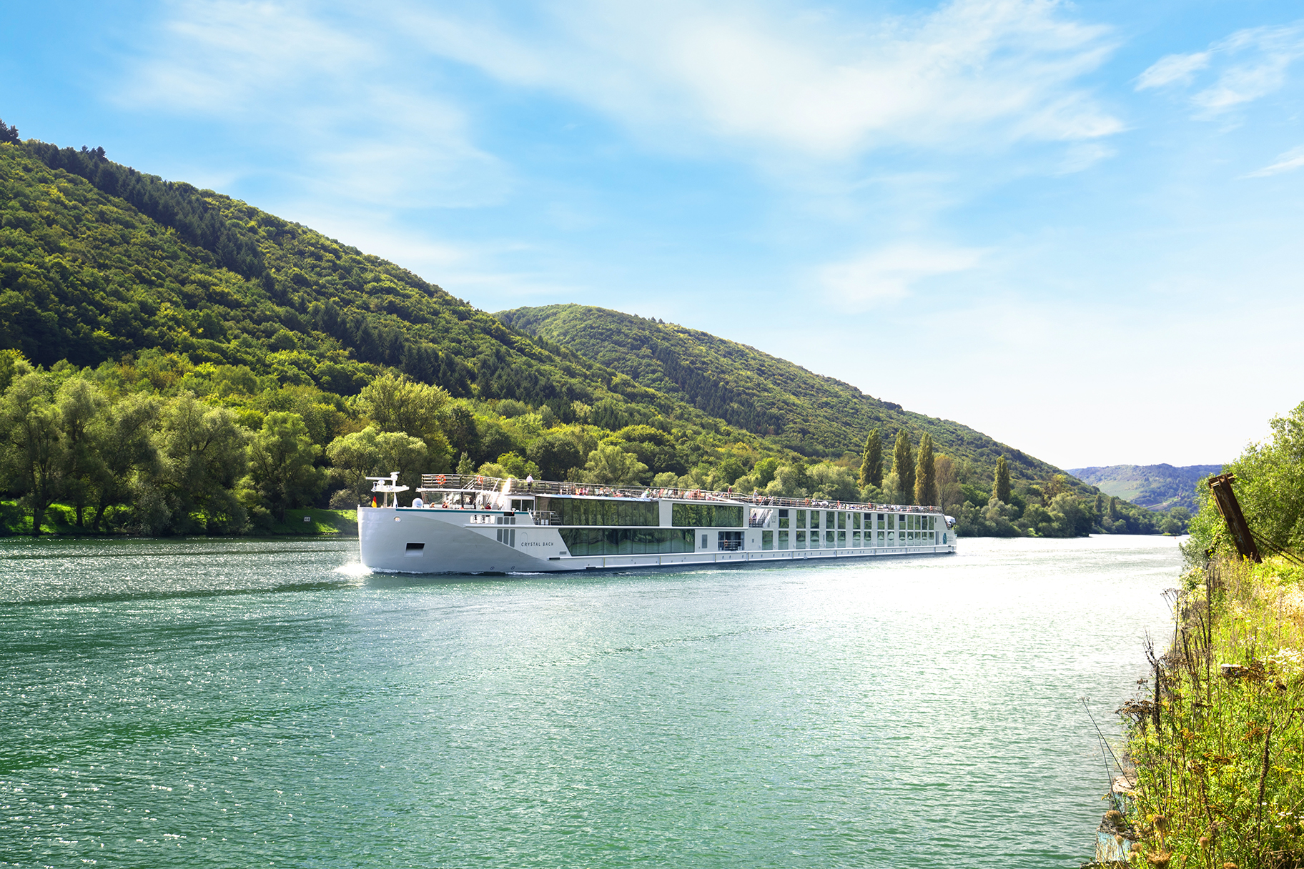 Crystal Cruises - Crystal Bach - Exterior.jpg